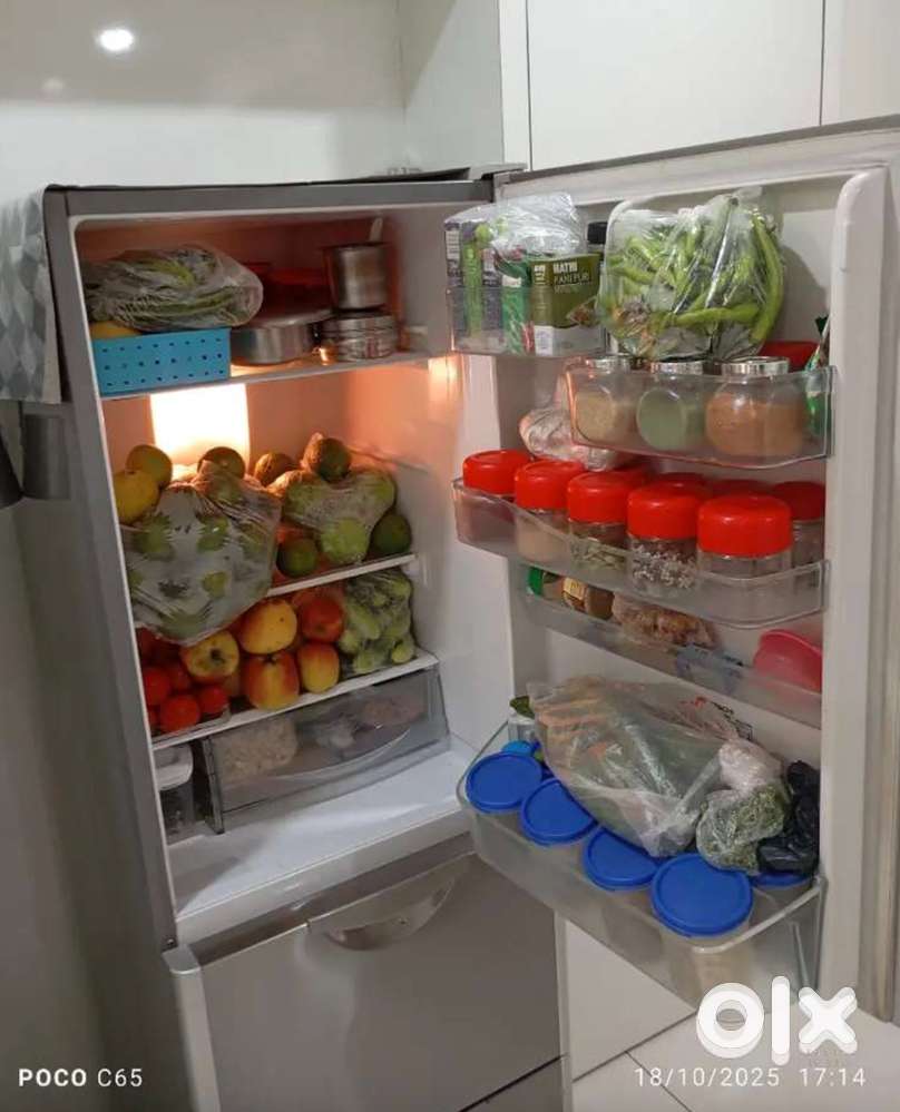 Hitachi Refrigerator