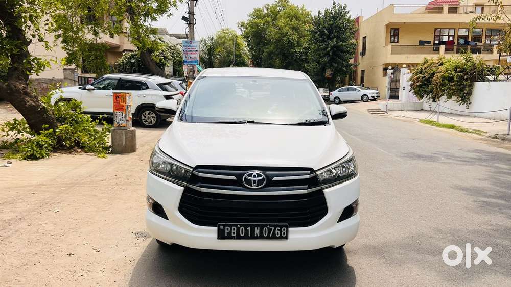 Toyota Innova Crysta 2.4 G MT 7 STR, 2019, Diesel