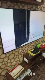 Samsung 55” Smart UHD TV – Damaged Screen, Everything Else Perfect