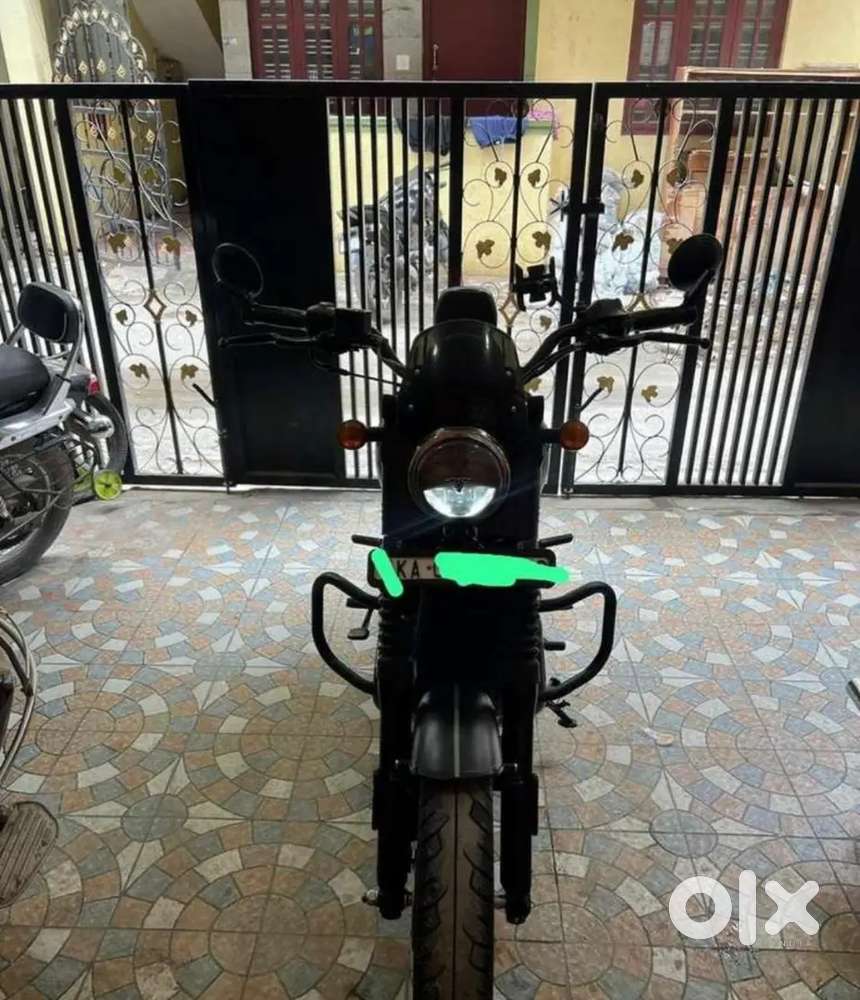 Yezdi roadster 2022 neat condition