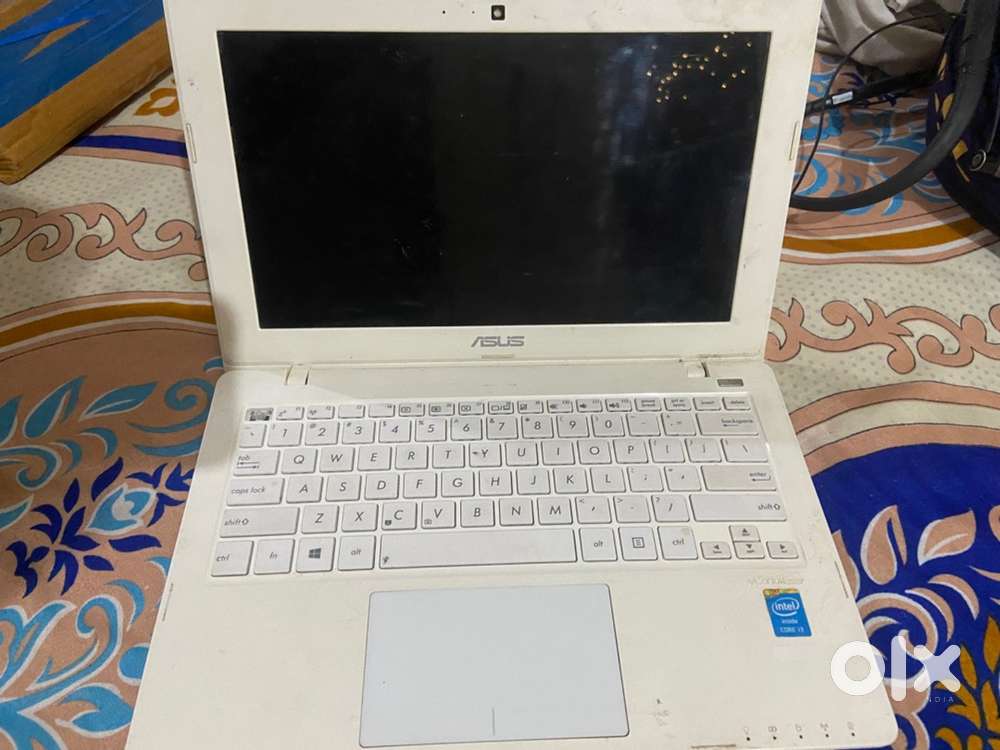 Asus i3 laptop