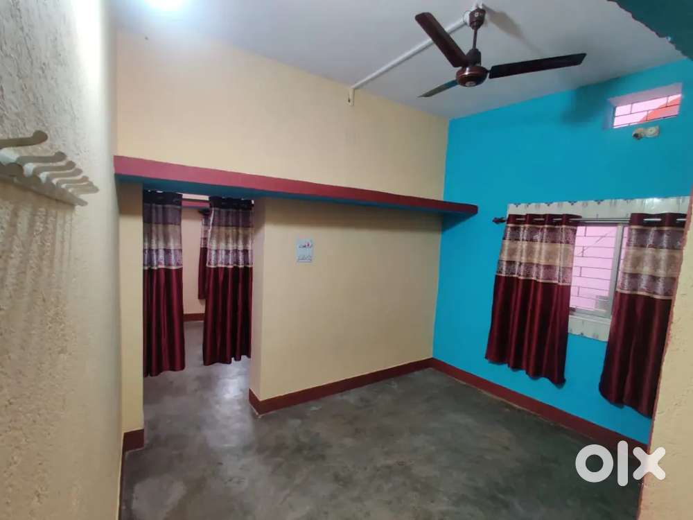 personal 2 room attach kitchen personal bathroom little family girls