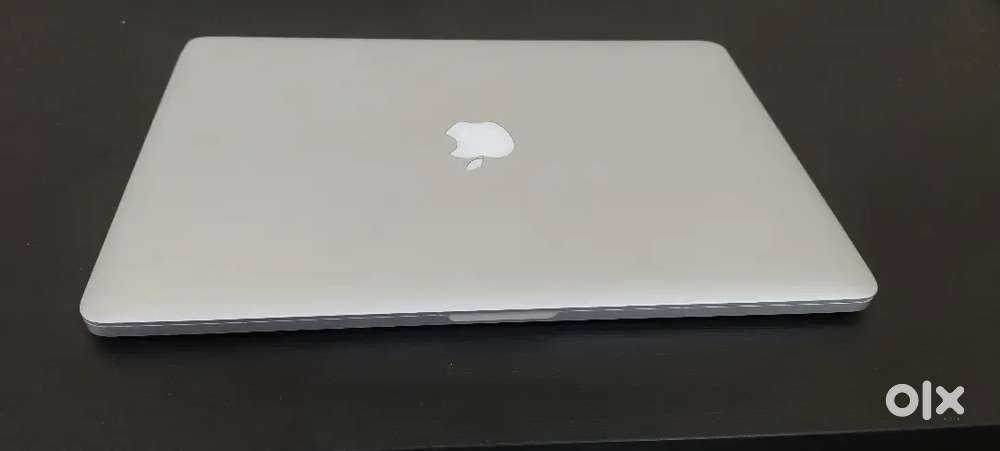 MacBook pro 2015 mid