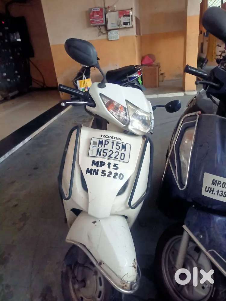 Activa HET , single hand used excellent working condition