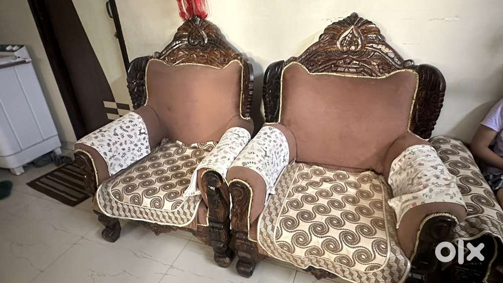 Himalyan Sagwan 5 Seater Sofa