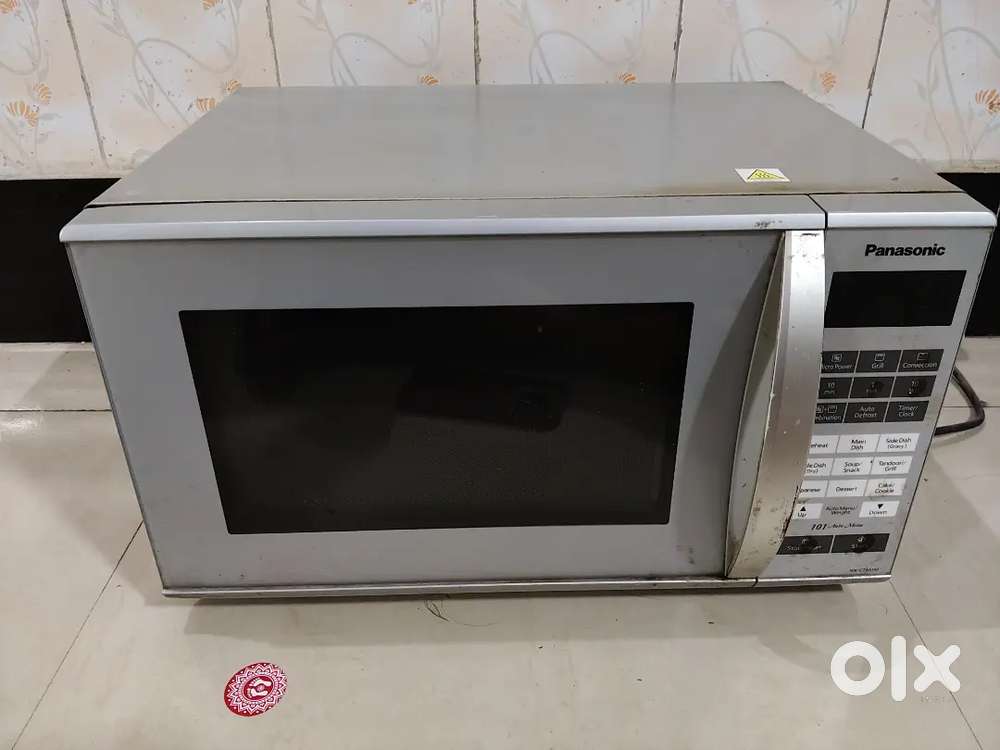 Microwave convection oven