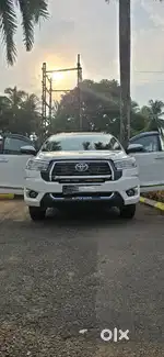 Toyota Innova Crysta 2024 Diesel 80000 Km Driven Taxi Permit