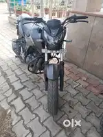 Xtreme 160r BS6 in good condition single hand driven bike.