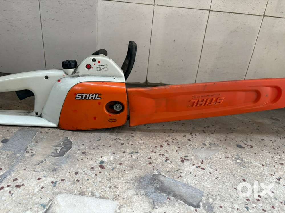 Chainsaw + Bosch & Makita Carpentry Power Tools