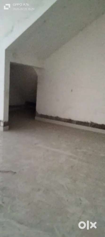 Ballygunge Palce Near South Point High School 2Bhk Flat Sale 55 Lac's