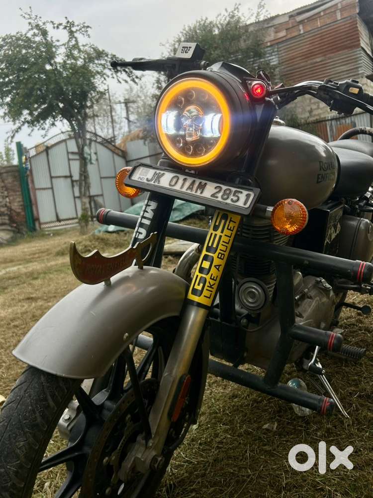 Royal enfield 350 want to sell it due to urgent need of monet