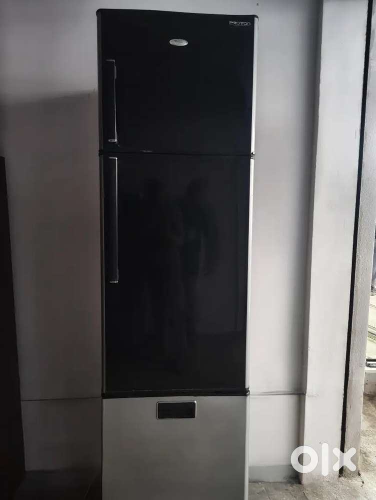 Whirlpool 3rd door fridge Free Home delivery