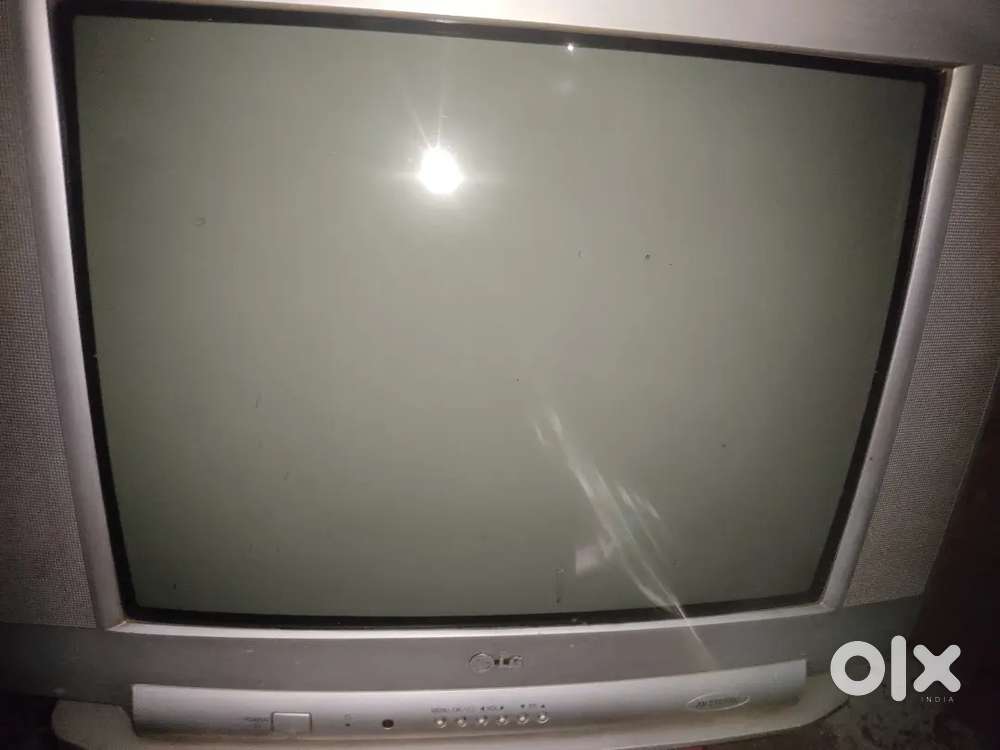 Tv sell Nice butiful 4500