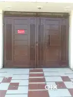 Preet vihar near Greas Hospital for Rent best location 3 room l