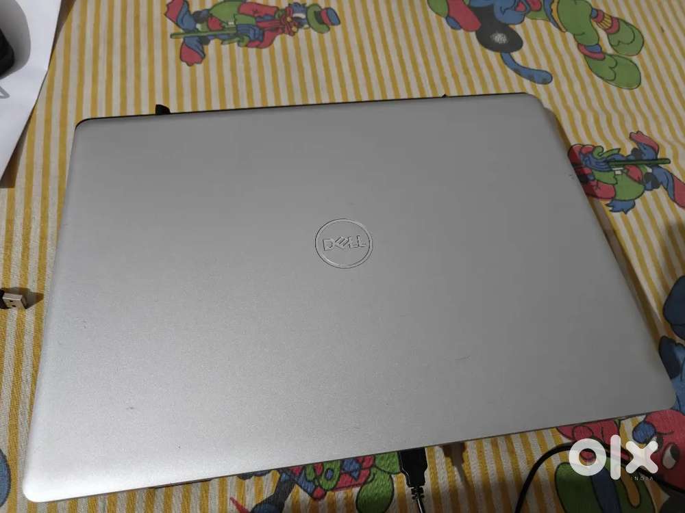 I 5 10 gen 8/256  with original charger mint condition