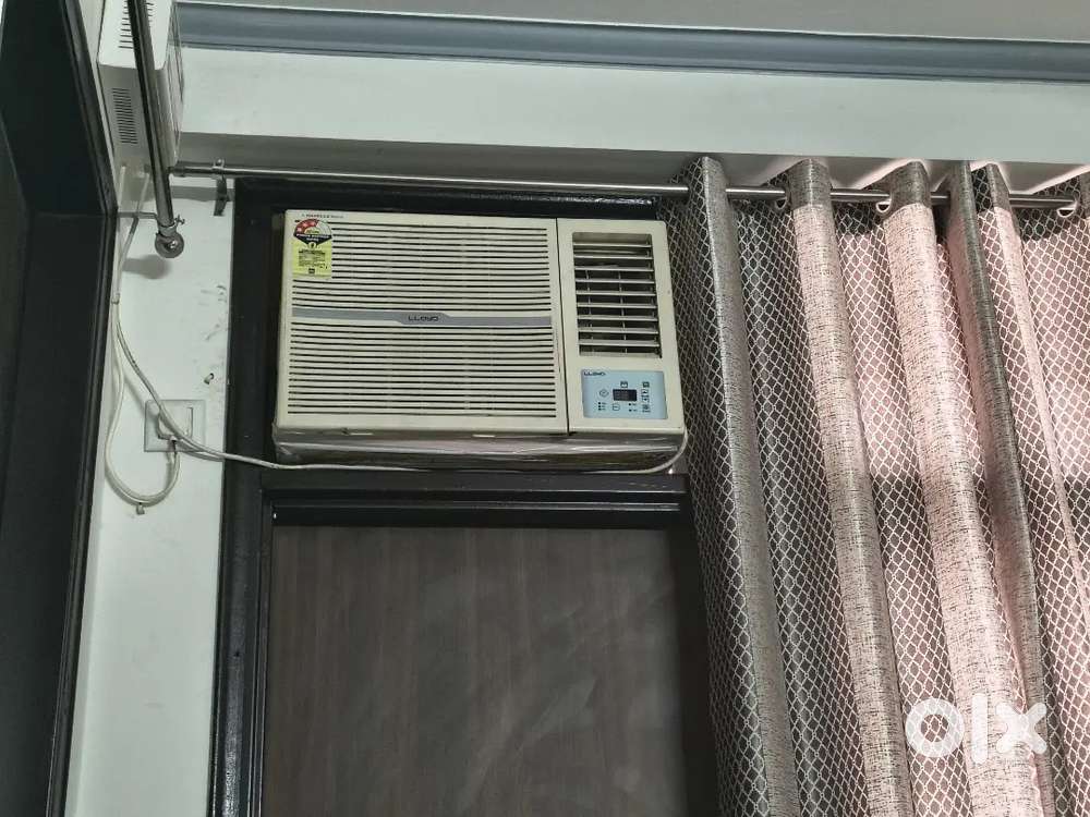 Window ac LLyod 1.5 ton 3star