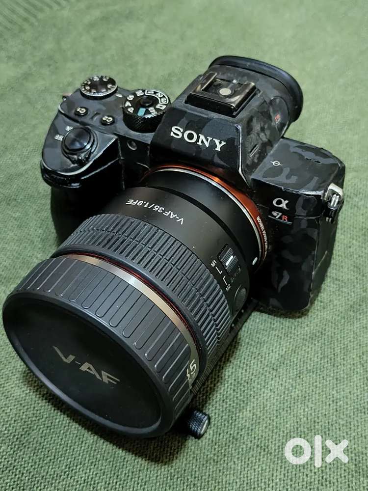 Sony 7 R iii  Body with Cinematic lens 42 megapixel camera