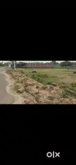 Patna me 10 dismil plot bechna hai. 2lakh rs per dismil