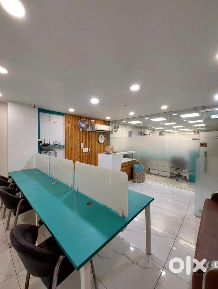 Luxury 25 to 30 seats ready to move office