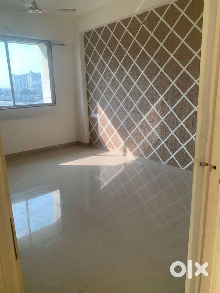 Kitchen Fix 3 Bhk Flat Available For Rent In Tragad