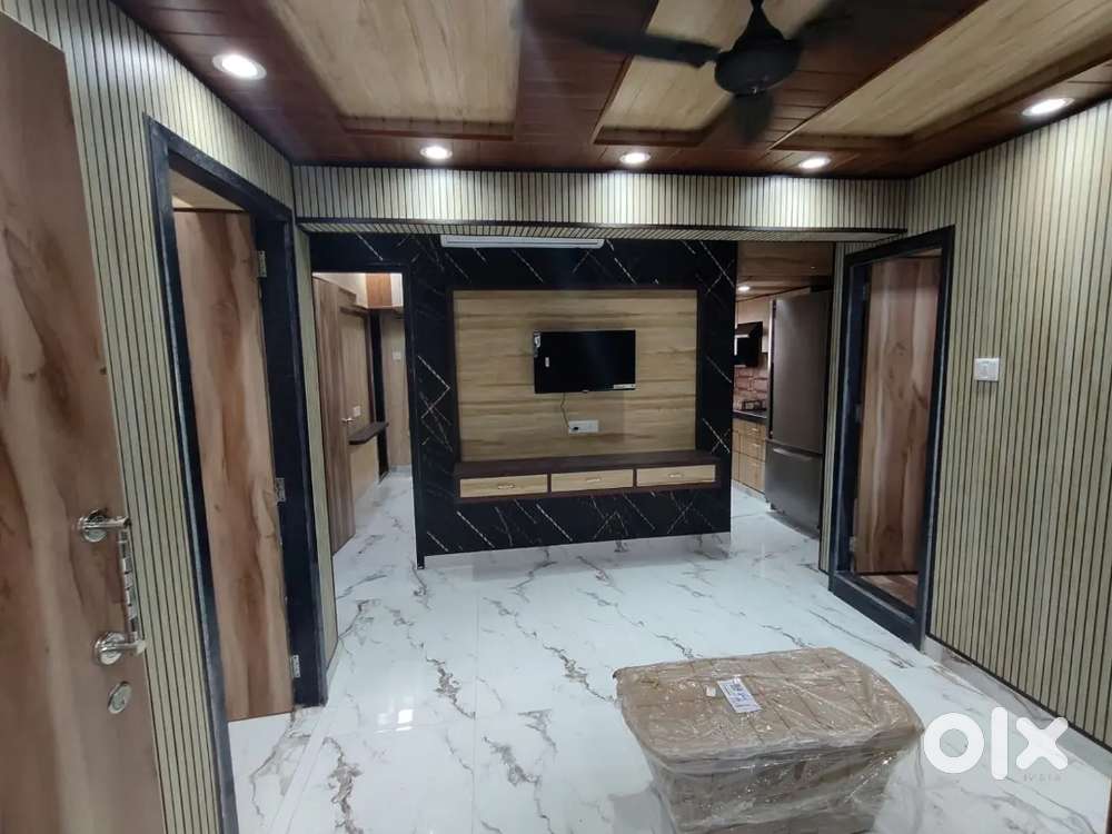 3 BHK LUXURY COMPACT FULLY FURNISHED FLAT FOR SALE IN GOREGAON EAST