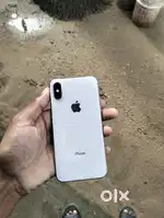 iPhone xs 256GB storage with charger in good condition