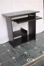 Computer table brand new ( compact )