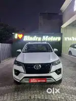 Toyota Fortuner 4X2 AT 2.8 Diesel, 2023, Diesel
