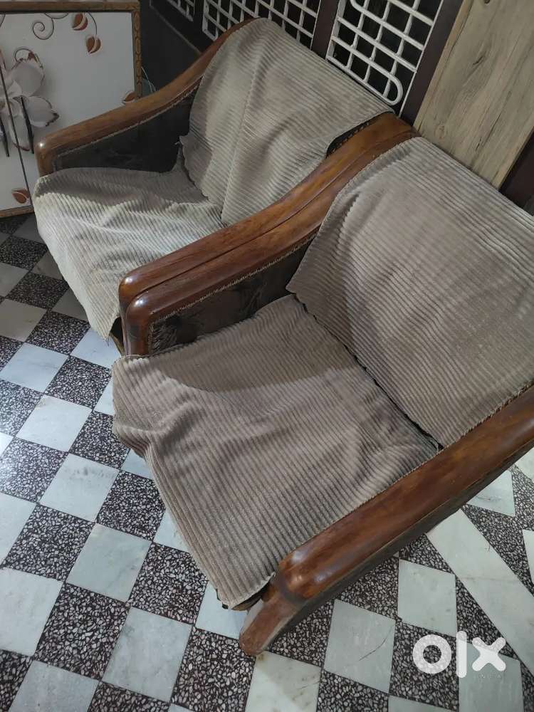 I want to sell sofa set
