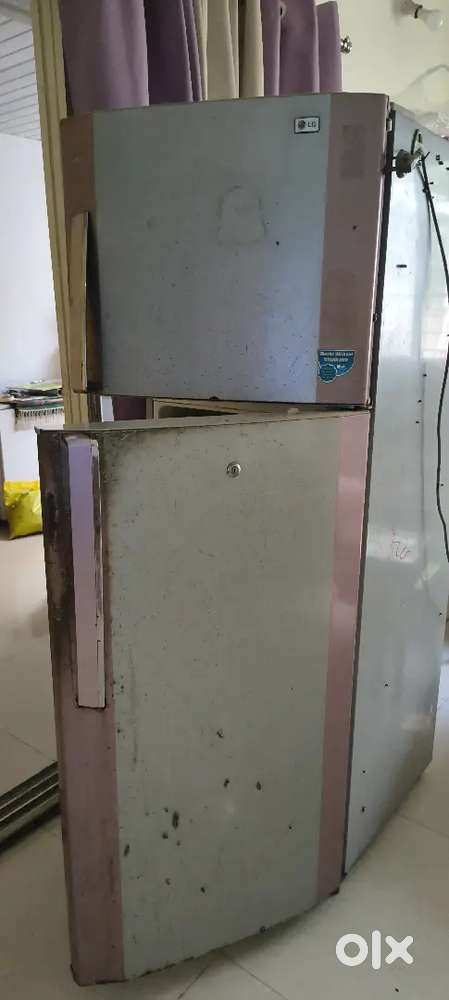 2 door LG refrigerator