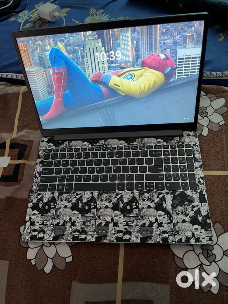 I was selling lenovo idepad slim 3 with 8Gb ram and 512 gb storage