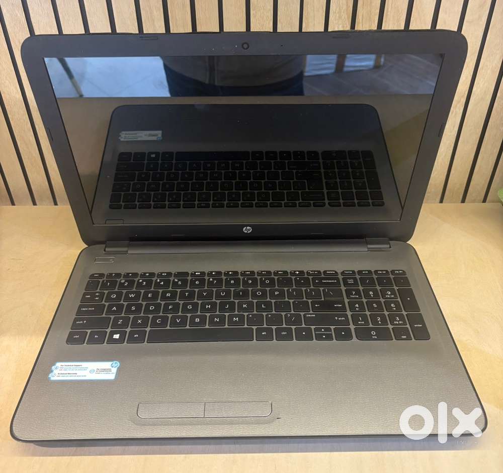 HP LAPTOP QUAD CORE PROCESSOR 4GB RAM 128GB SSD 15' SCREEN JUST 7500/-