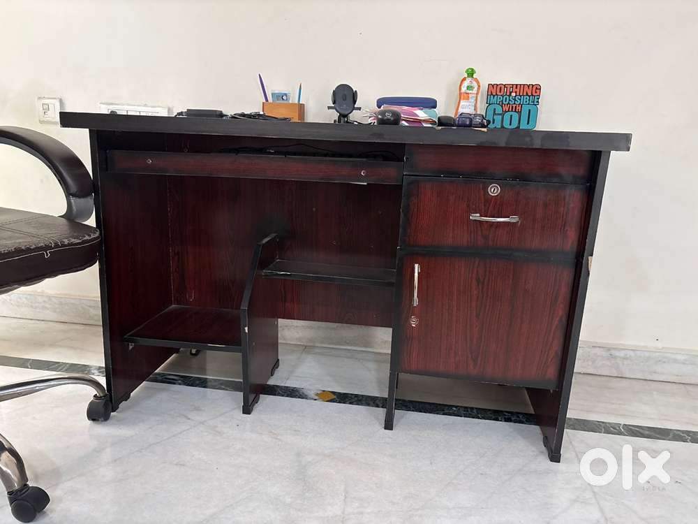 Study table & chair