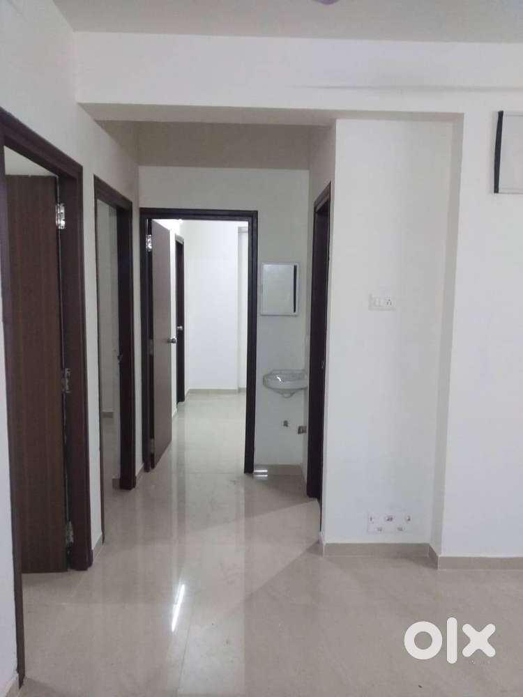for family 2bhk Semifurnished Property available Shela