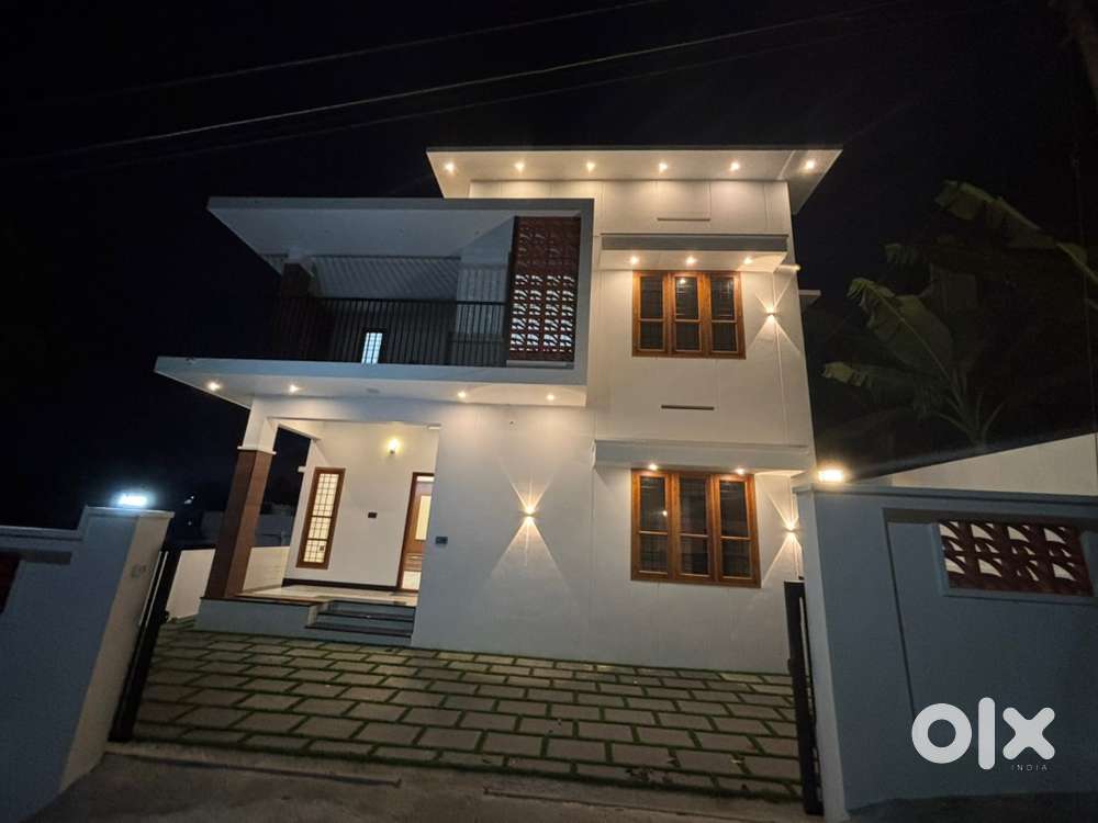 New house for sale Sreekaryam Njandoorkonam