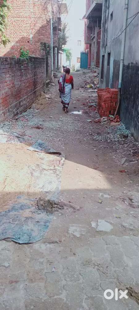 , लोहता मे है