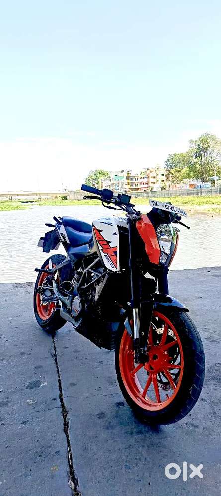 Duke 200 good condition Chennai registration double owner
