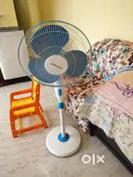 Bajaj Table fans