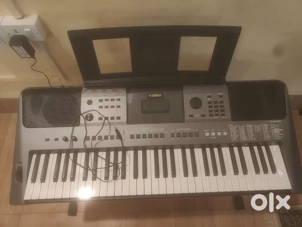 Yamaha Piano PSR I500