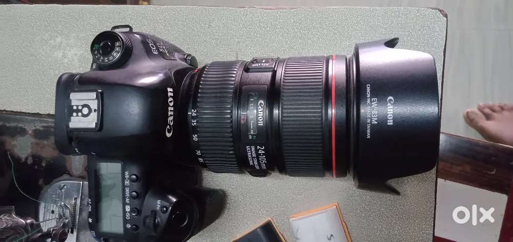 CANON 5D MARK 4 24-105MM KE SATH