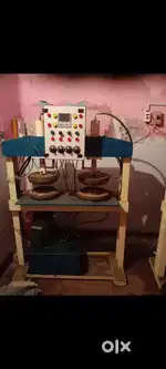 Paper plate making machine