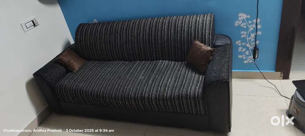 Neatly used Damro branded sofa