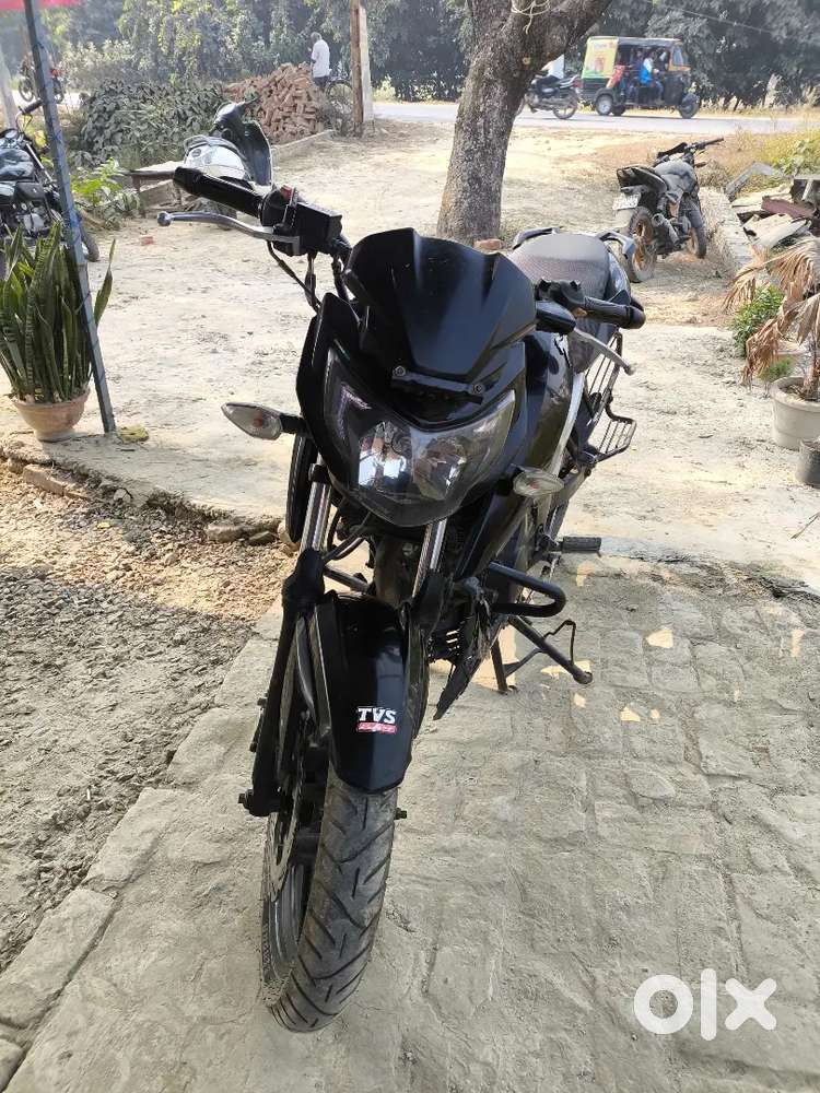 Apache rtr 160 4v