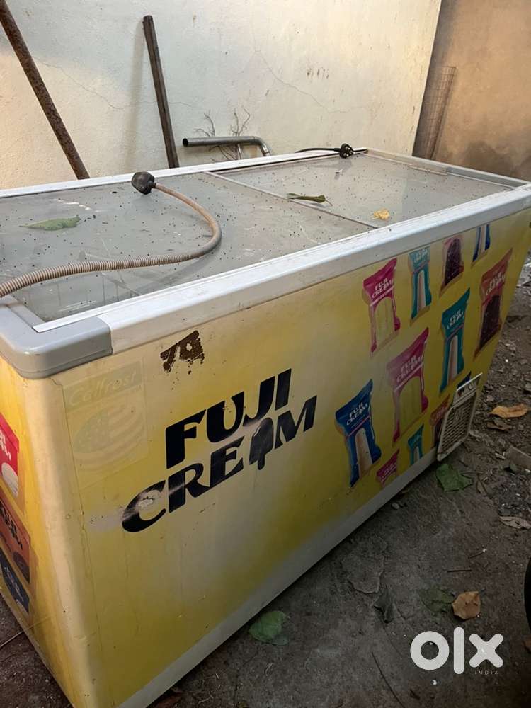 Fridge shop fridge