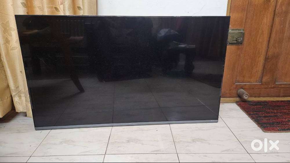 VU 43inch (108 cms) LED TV