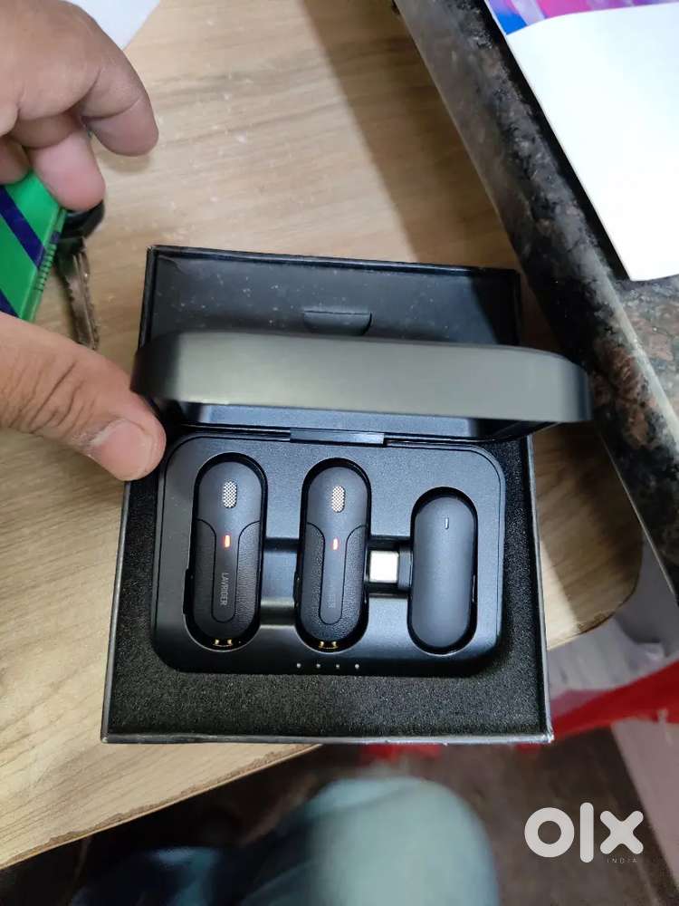 Wireless Microphone 2 in one