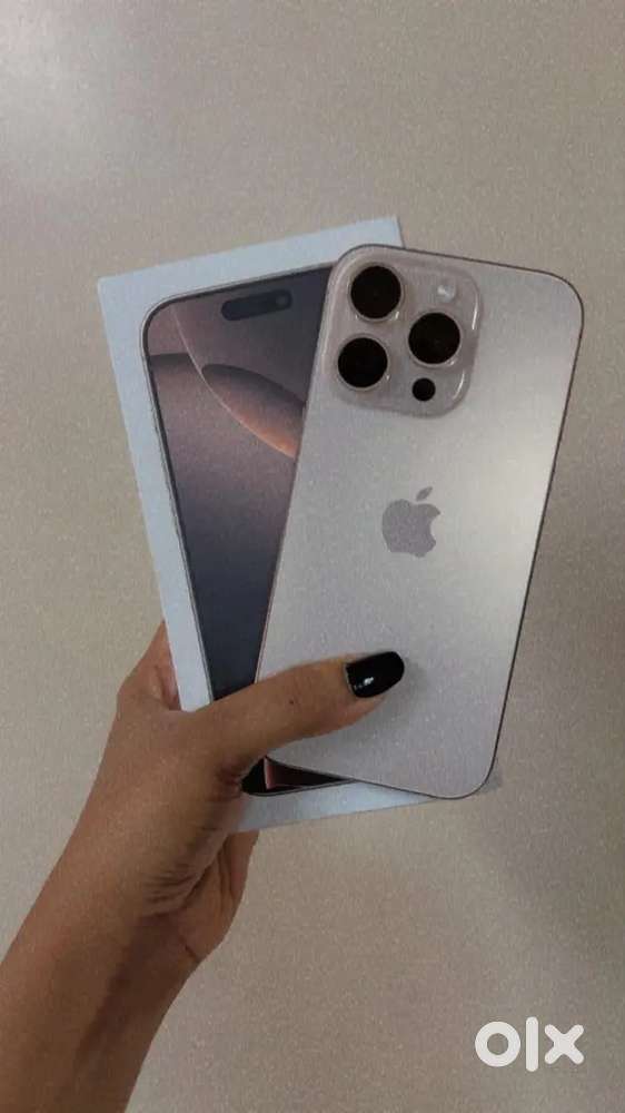 16 pro 256g 1 cycle count 1week used