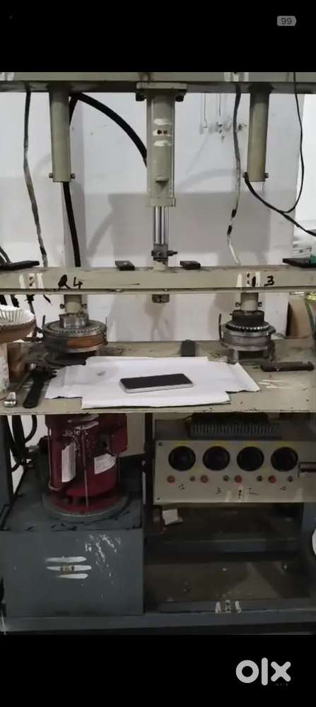 Shine paper plates and machine's