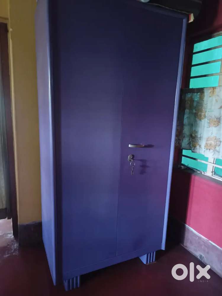 Steel almirah