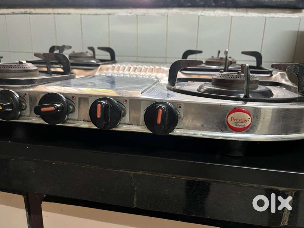 Gas Sove 4 Burners (Make: Prestige)